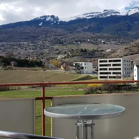 Apartment La Metralie